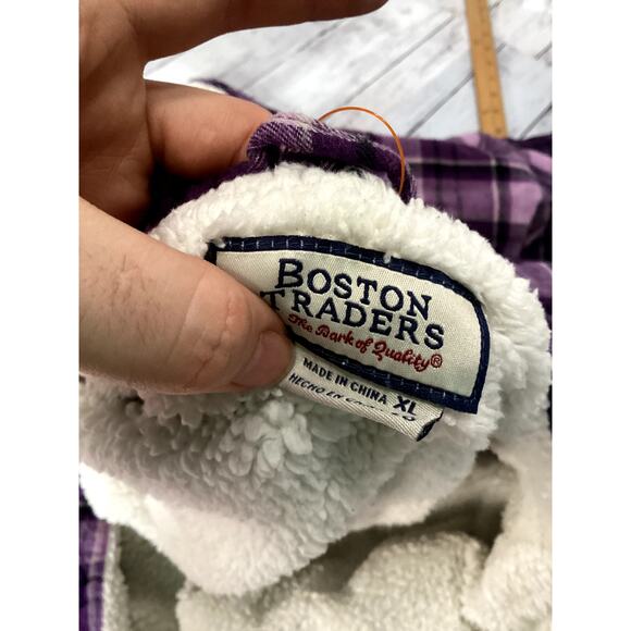 Boston Traders Women's Shacket Size XL Plaided Flannel Sherpa with Hood - Picture 3 of 3